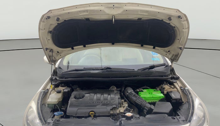 2014 Hyundai Verna FLUIDIC 1.6 CRDI SX, Diesel, Manual, 73,918 km, Open Bonet