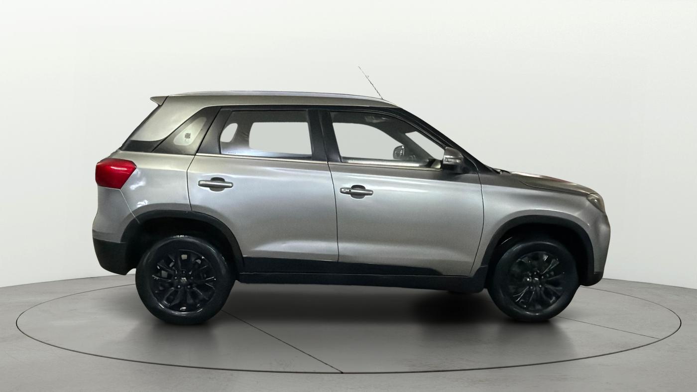2022 Maruti Vitara Brezza ZXI, Petrol, Manual, 65,753 km, Right Side View