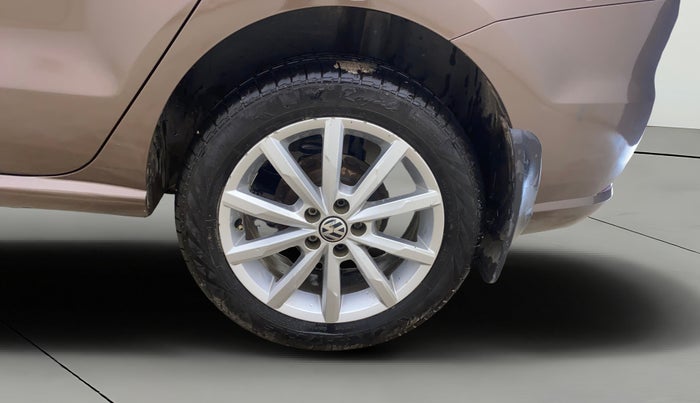 2017 Volkswagen Ameo HIGHLINE1.2L, Petrol, Manual, 71,770 km, Left Rear Wheel