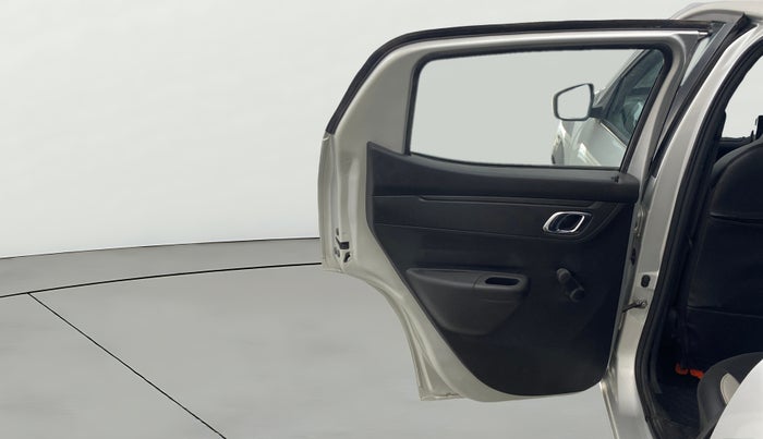 2019 Renault Kwid RXT 1.0 (O), Petrol, Manual, 50,647 km, LHS Rear Door