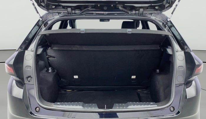 2022 Tata ALTROZ XZ PLUS DIESEL DARK EDITION, Diesel, Manual, 39,371 km, Boot Open Zoomed View