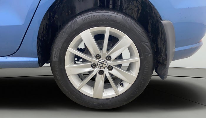 2017 Volkswagen Ameo HIGHLINE PLUS 1.5L AT 16 ALLOY, Diesel, Automatic, 71,356 km, Left Rear Wheel