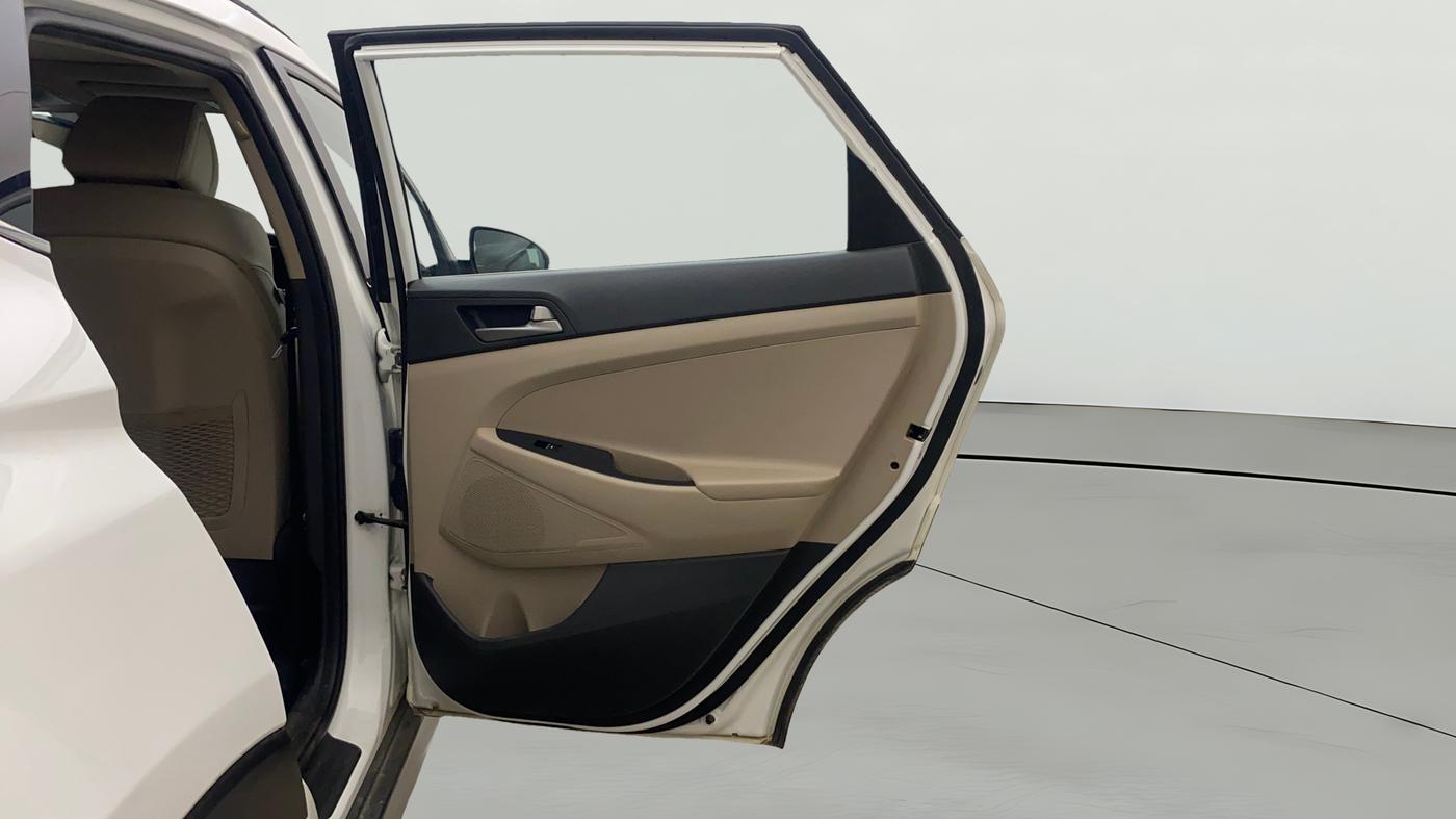 2019 Hyundai Tucson GL (O) 2WD AT PETROL, Petrol, Automatic, 1,14,846 km, RHS Rear Door