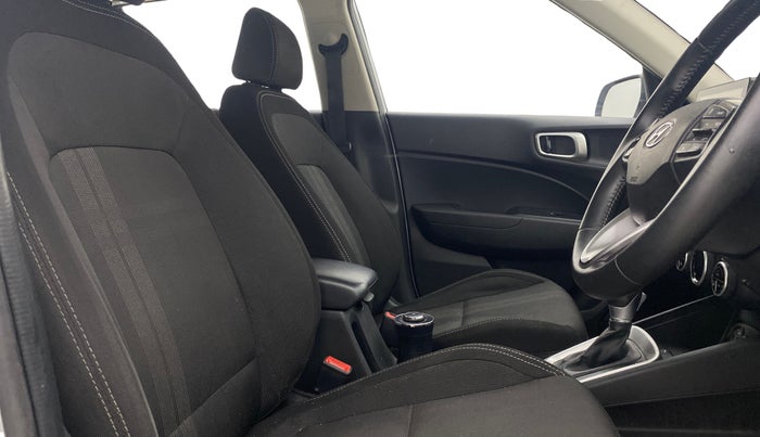 2019 Hyundai VENUE SX PLUS 1.0 TURBO DCT, Petrol, Automatic, 70,291 km, Right Side Front Door Cabin