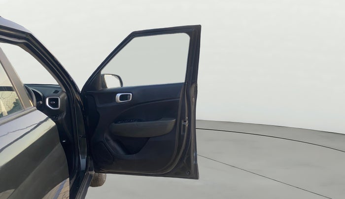 2021 Hyundai VENUE SX PLUS 1.0 TURBO DCT, Petrol, Automatic, 25,775 km, RHS Front Door