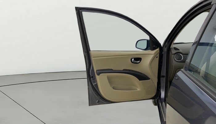 2014 Hyundai i10 SPORTZ 1.1, Petrol, Manual, 60,026 km, LHS Front Door