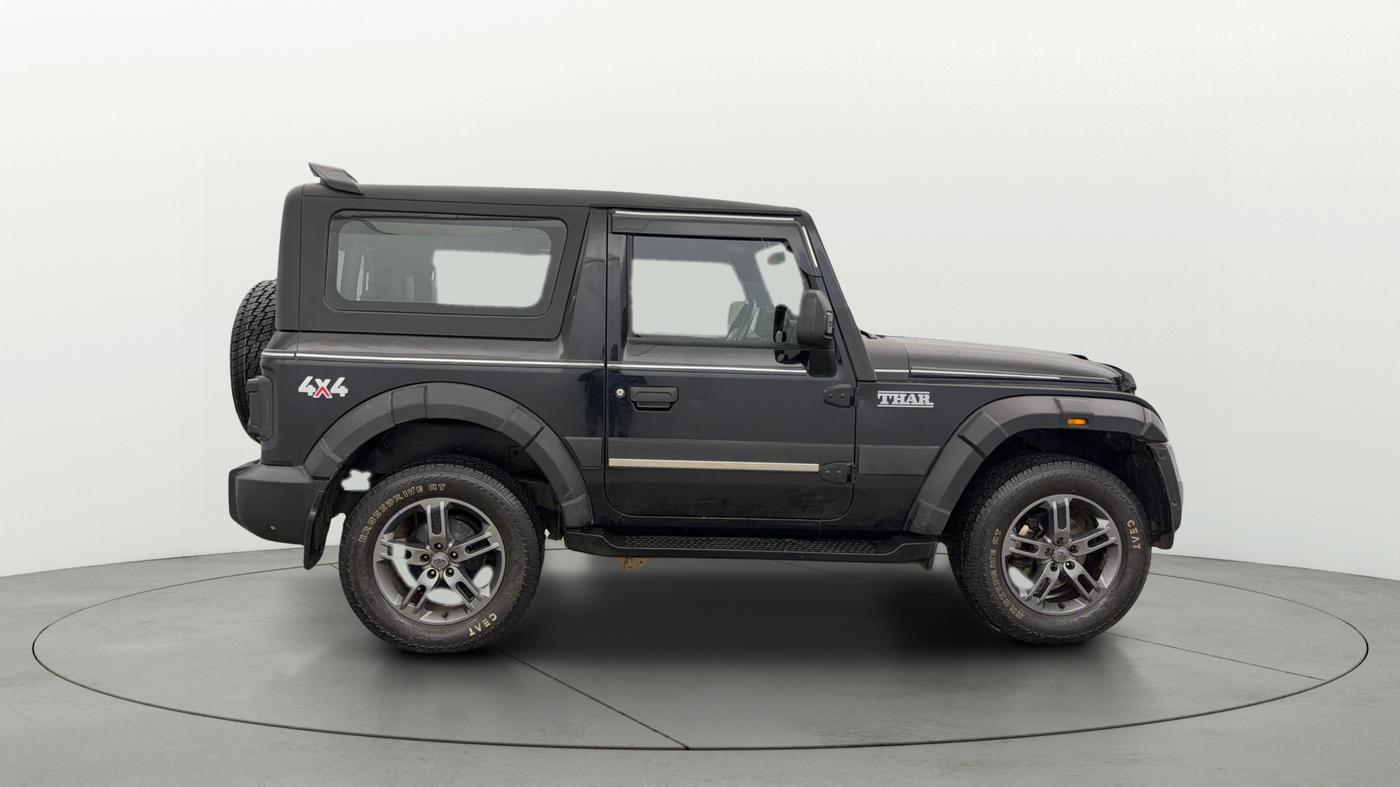2022 Mahindra Thar LX PETROL HT 4WD AT, Petrol, Automatic, 36,737 km, Right Side View
