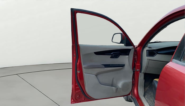 2017 Mahindra Kuv100 K8 D 6 STR, Diesel, Manual, 58,613 km, LHS Front Door