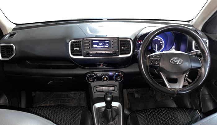 2022 Hyundai VENUE S 1.2, Petrol, Manual, 77,932 km, Dashboard