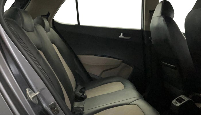 2017 Hyundai Grand i10 SPORTZ 1.2 KAPPA VTVT, Petrol, Manual, 45,957 km, Right Side Rear Door Cabin