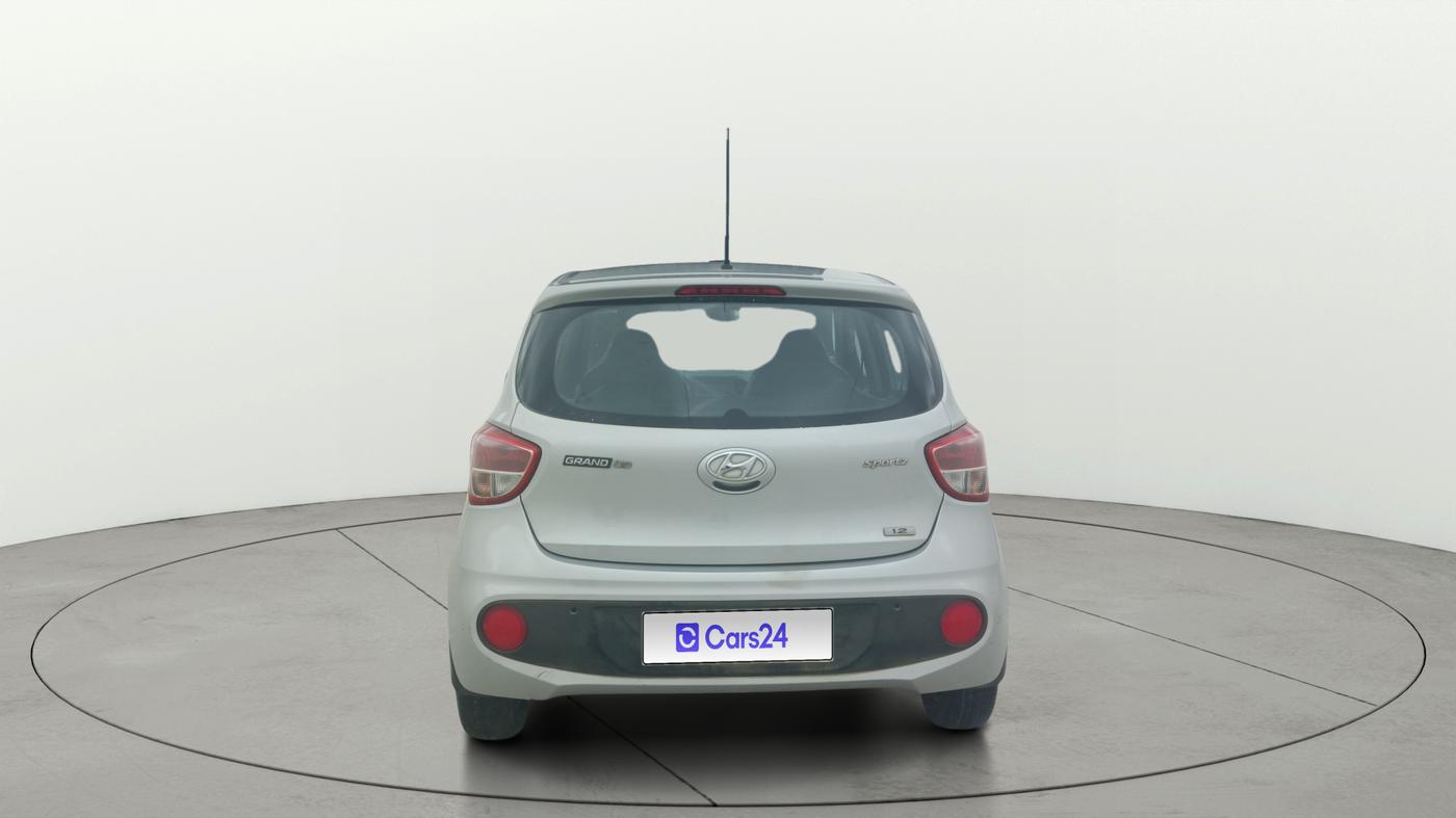 2017 Hyundai Grand i10 SPORTZ 1.2 KAPPA VTVT, Petrol, Manual, 23,635 km, Back/Rear