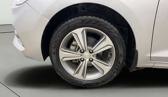 2018 Hyundai Verna 1.6 VTVT SX, Petrol, Manual, 51,957 km, Left Front Wheel