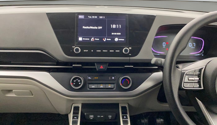 2023 KIA CARENS PRESTIGE 1.5 PETROL 7 STR, Petrol, Manual, 24,090 km, Air Conditioner