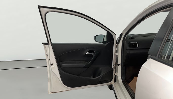 2019 Volkswagen Polo HIGHLINE PLUS 1.0, Petrol, Manual, 50,774 km, LHS Front Door