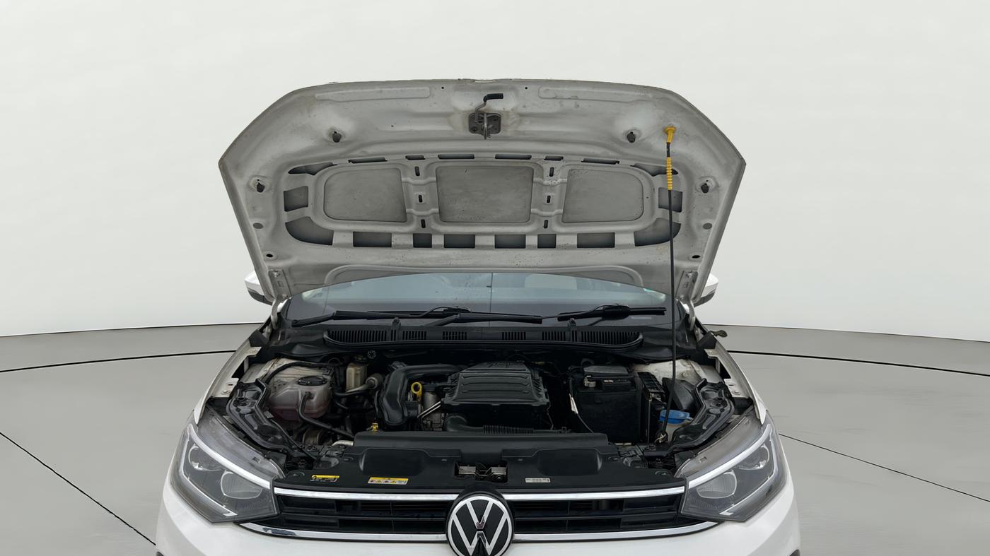 2023 Volkswagen VIRTUS TOPLINE TSI 1.0 MT, Petrol, Manual, 30,202 km, Open Bonet
