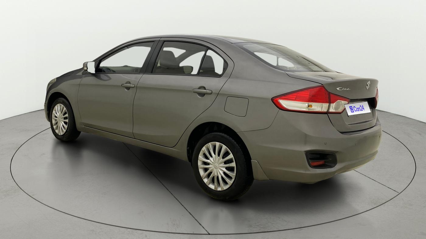 2017 Maruti Ciaz SIGMA DIESEL 1.3, Diesel, Manual, 1,46,842 km, Left Back Diagonal