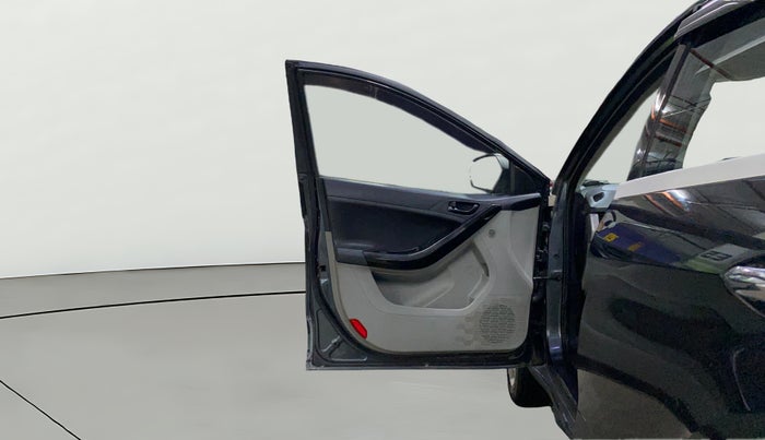 2019 Tata NEXON XM PETROL, Petrol, Manual, 78,398 km, LHS Front Door