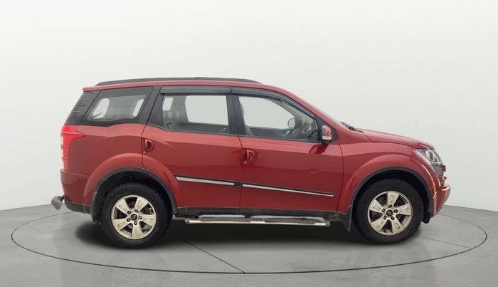2014 Mahindra XUV500 W8, Diesel, Manual, 85,652 km, Right Side View