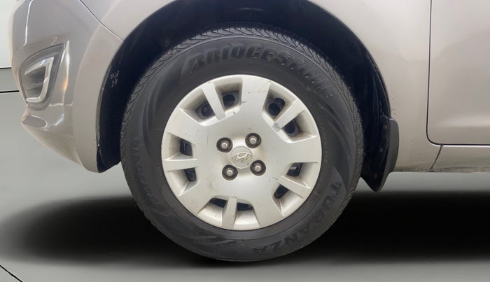 2012 Hyundai i20 MAGNA 1.4 CRDI, Diesel, Manual, 1,44,594 km, Left Front Wheel