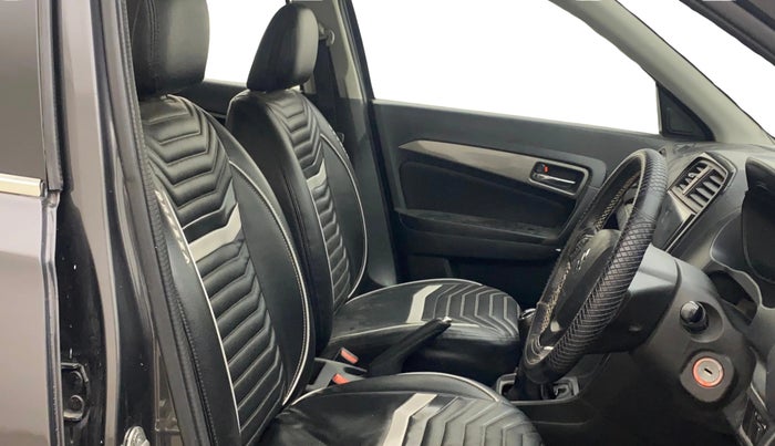 2019 Maruti Vitara Brezza ZDI, Diesel, Manual, 96,750 km, Right Side Front Door Cabin