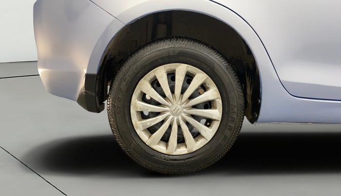 2015 Maruti Swift Dzire VXI, Petrol, Manual, 71,542 km, Right Rear Wheel