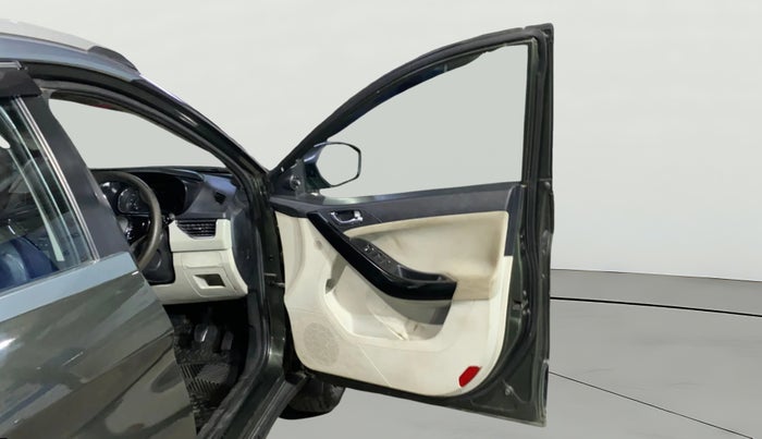 2022 Tata NEXON XZ PLUS PETROL, Petrol, Manual, 86,816 km, RHS Front Door