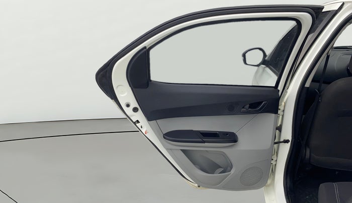 2023 Tata Tiago XT RHYTHM PETROL, Petrol, Manual, 15,104 km, LHS Rear Door