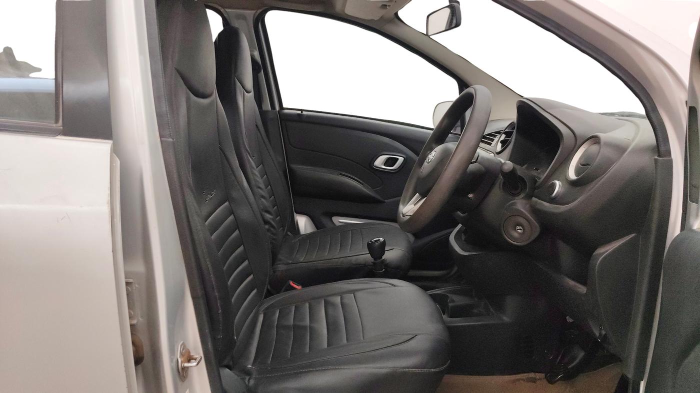 2019 Datsun Redi Go S 1.0, CNG, Manual, 43,237 km, Right Side Front Door Cabin