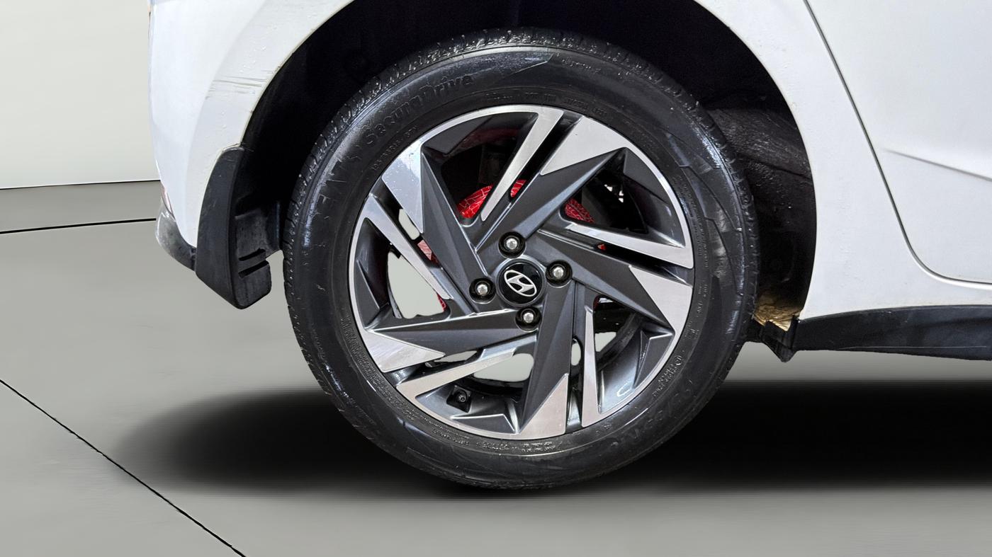 2023 Hyundai NEW I20 ASTA (O) 1.2 IVT, Petrol, Automatic, 56,123 km, Right Rear Wheel