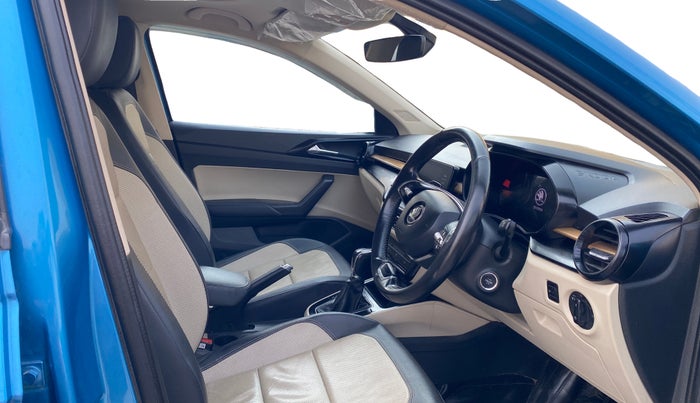 2022 Skoda SLAVIA STYLE 1.0L TSI AT, Petrol, Automatic, 40,559 km, Right Side Front Door Cabin