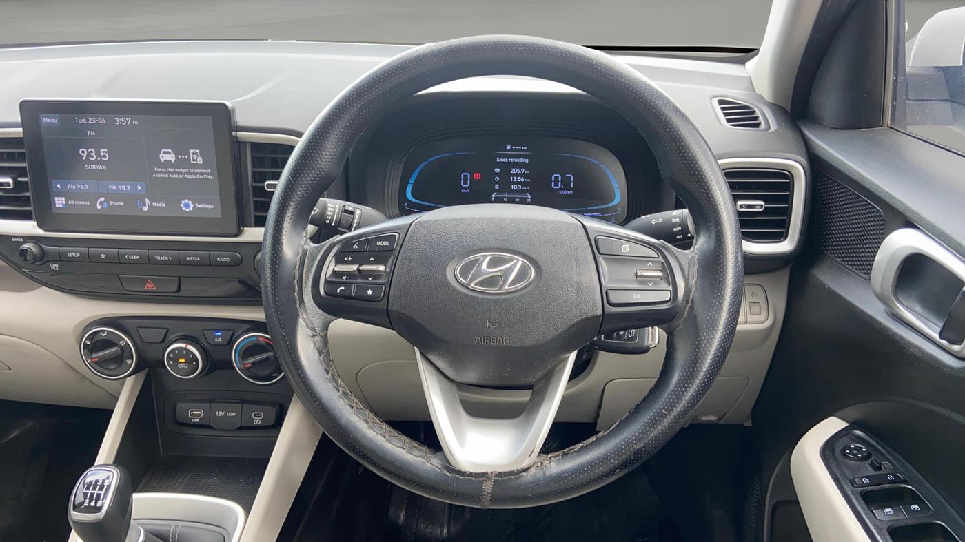 2022 Hyundai VENUE S PLUS 1.5 CRDI, Diesel, Manual, 67,006 km, Steering Wheel Close Up