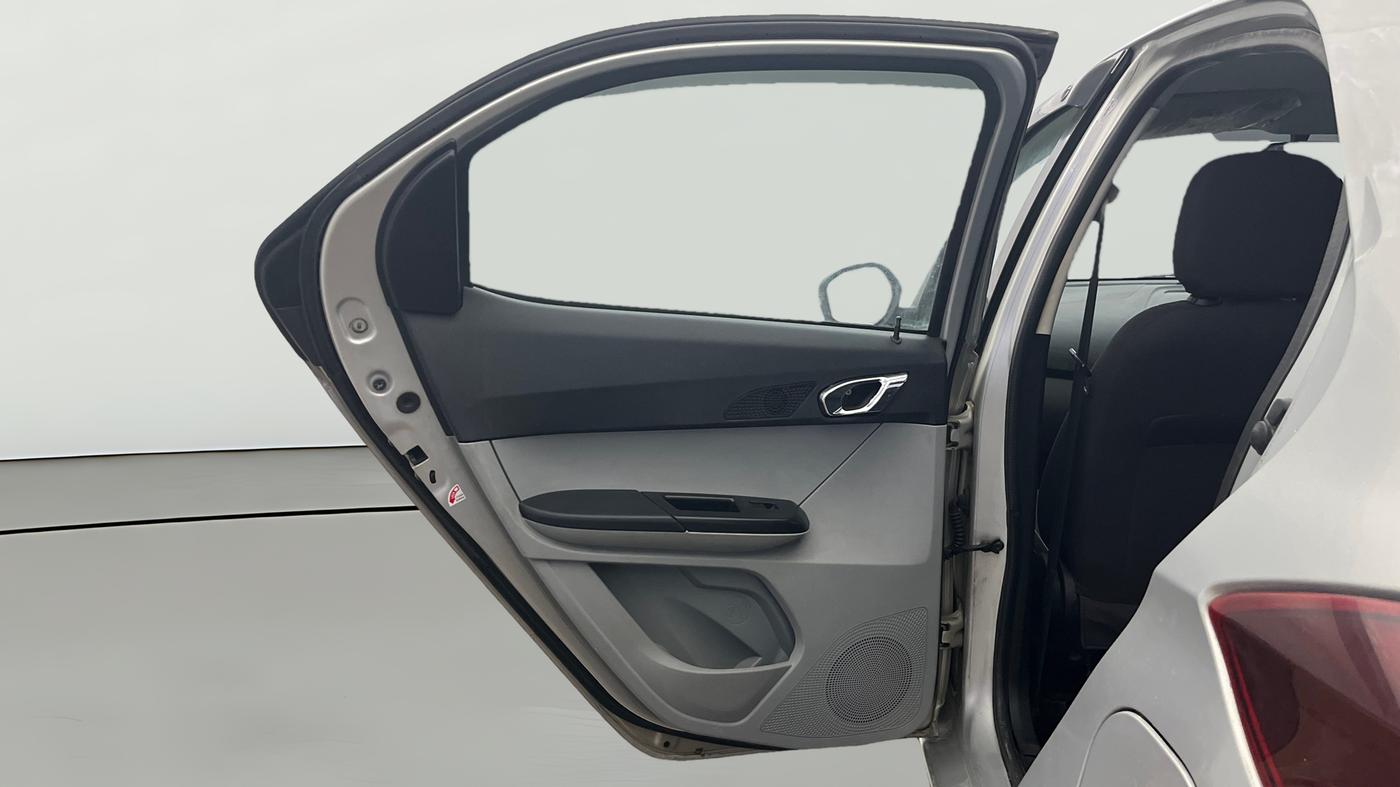 2020 Tata Tiago XZ PETROL, Petrol, Manual, 71,384 km, LHS Rear Door