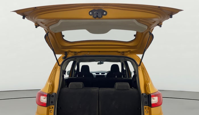 2020 Renault TRIBER RXZ AMT, Petrol, Automatic, 58,053 km, Boot Door Open