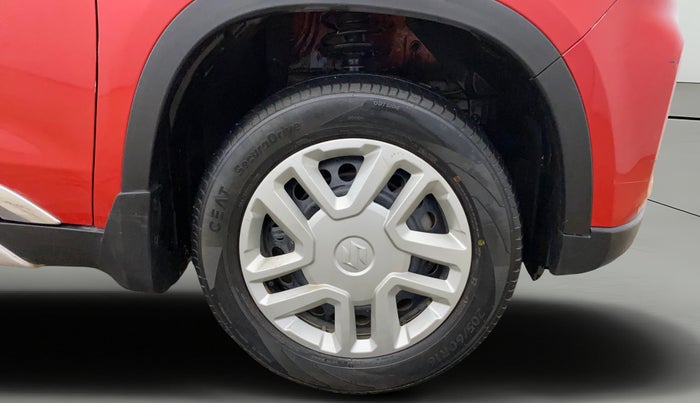 2022 Maruti Vitara Brezza VXI, Petrol, Manual, 30,051 km, Right Front Wheel