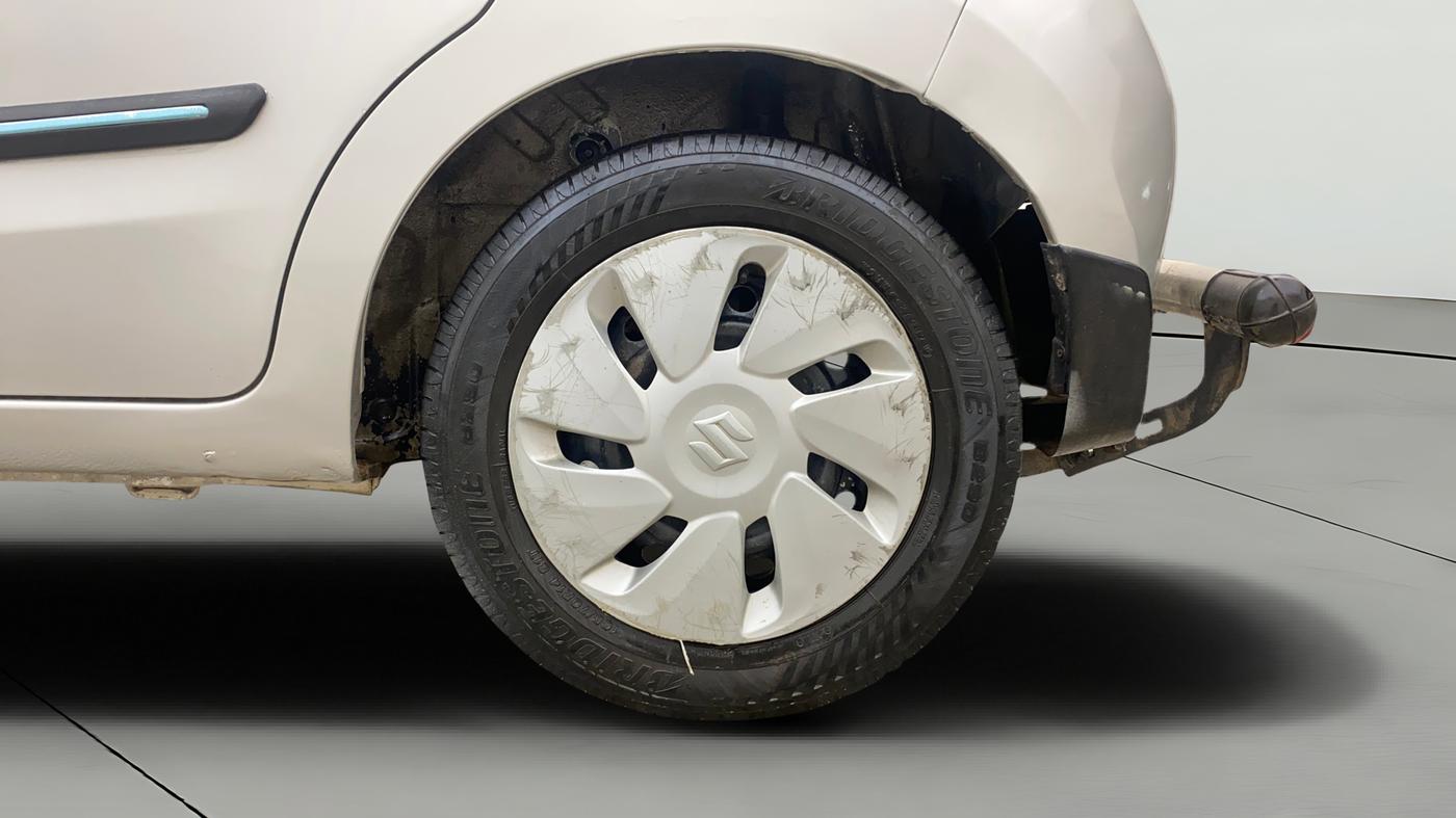 2018 Maruti Celerio VXI, CNG, Manual, 1,45,741 km, Left Rear Wheel