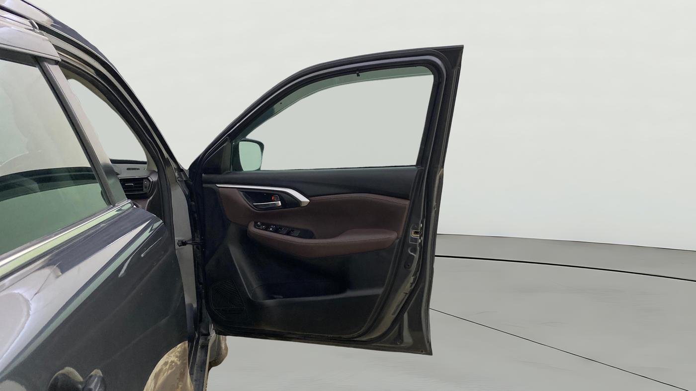 2023 Maruti Grand Vitara ALPHA SMART HYBRID AT, Petrol, Automatic, 63,704 km, RHS Front Door