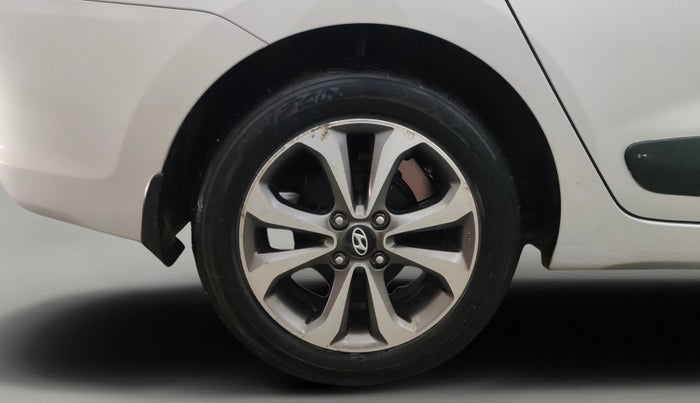 2016 Hyundai Xcent SX 1.2 (O), Petrol, Manual, 38,314 km, Right Rear Wheel