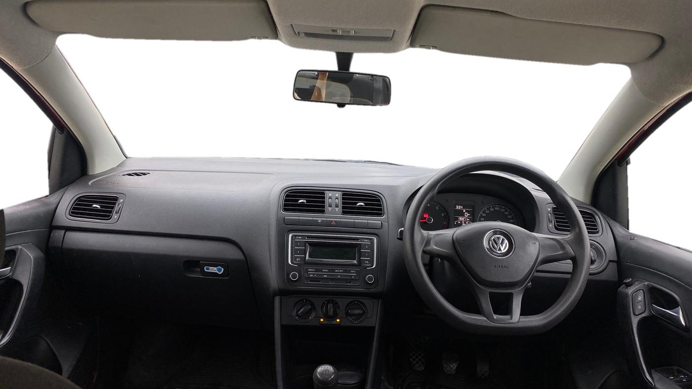 2015 Volkswagen Polo COMFORTLINE 1.2L, Petrol, Manual, 1,36,870 km, Dashboard