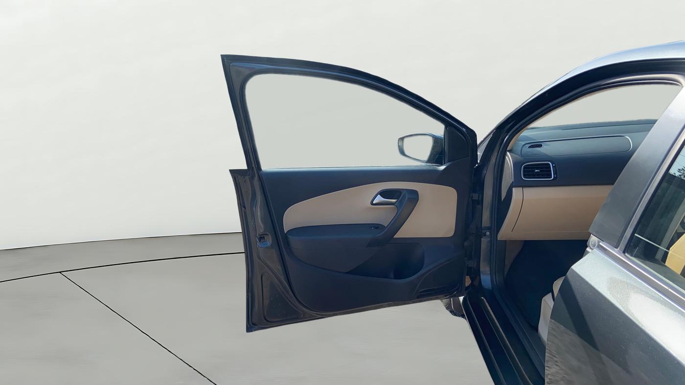 2018 Volkswagen Ameo HIGHLINE PLUS 1.5L AT 16 ALLOY, Diesel, Automatic, 87,218 km, LHS Front Door