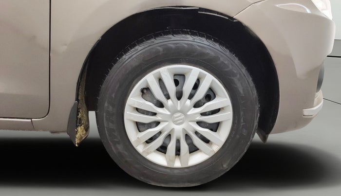 2017 Maruti Dzire VXI, CNG, Manual, 73,370 km, Right Front Wheel