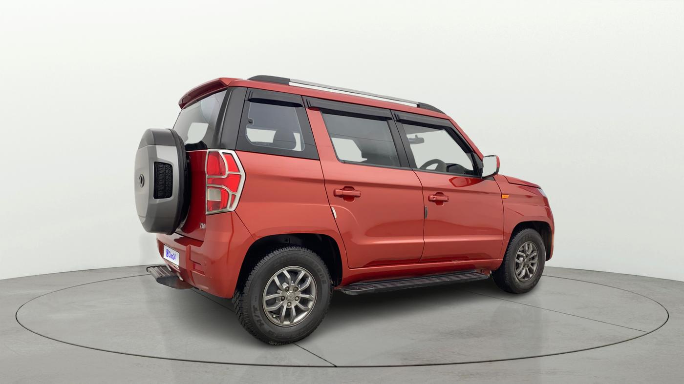 2018 Mahindra TUV300 T10, Diesel, Manual, 74,032 km, Right Back Diagonal