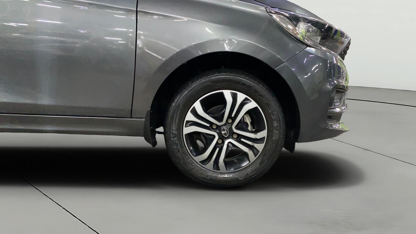 2023 Tata Tiago XTA PETROL, Petrol, Automatic, 25,089 km, Right Front Wheel