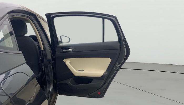 2024 Volkswagen VIRTUS HIGHLINE TSI 1.0 AT, Petrol, Automatic, 15,985 km, RHS Rear Door