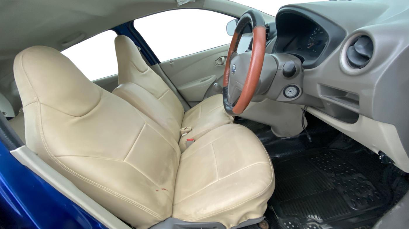 2016 Datsun Go Plus A, Petrol, Manual, 70,236 km, Right Side Front Door Cabin