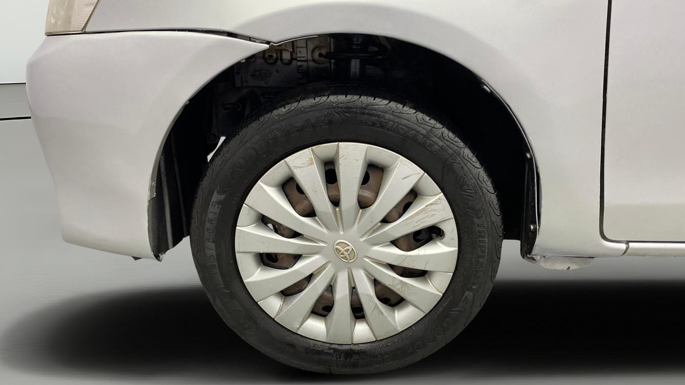 2015 Toyota Etios G, Petrol, Manual, 69,861 km, Left Front Wheel