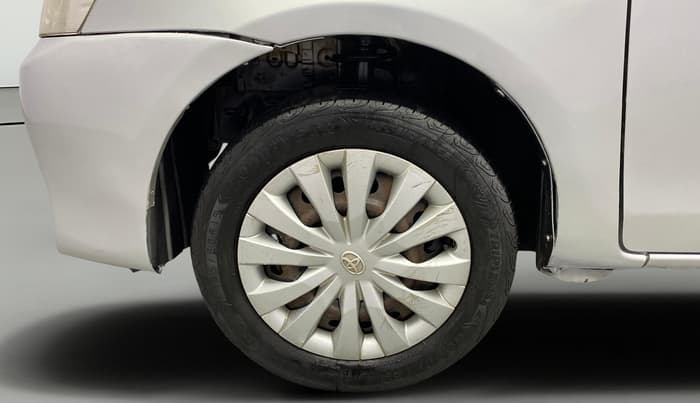 2015 Toyota Etios G, Petrol, Manual, 69,861 km, Left Front Wheel