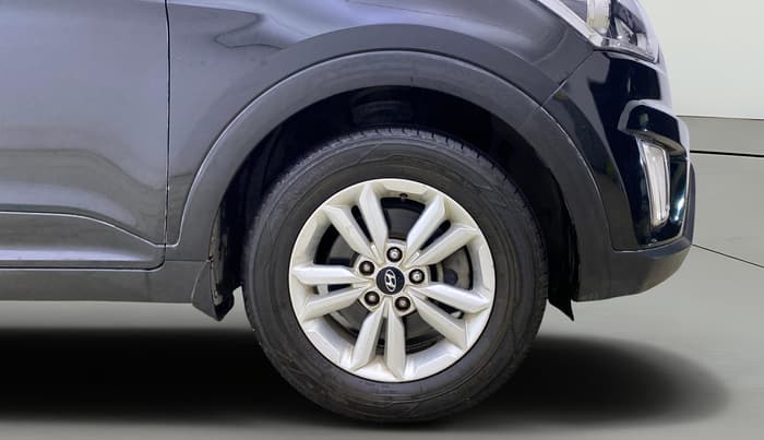 2016 Hyundai Creta SX PLUS 1.6 PETROL, Petrol, Manual, 41,996 km, Right Front Wheel