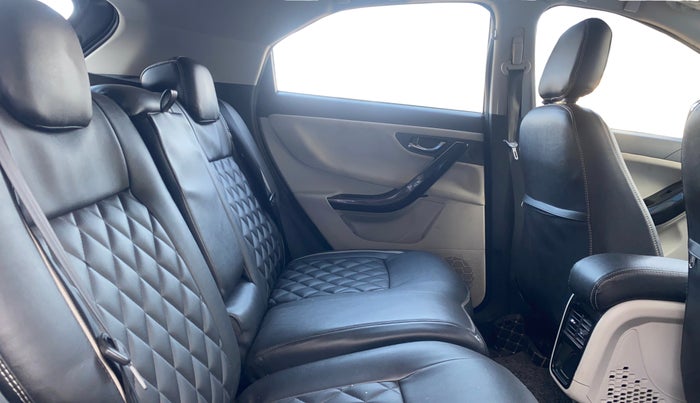 2021 Tata NEXON XZA PLUS SUNROOF PETROL, Petrol, Automatic, 38,060 km, Right Side Rear Door Cabin