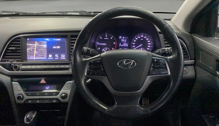 2019 Hyundai New Elantra 1.6 SX (O) AT DIESEL, Diesel, Automatic, 63,389 km, Steering Wheel Close Up