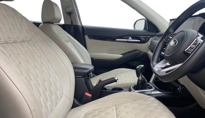 2020 KIA SELTOS HTX 1.5 PETROL, Petrol, Manual, 52,650 km, Right Side Front Door Cabin